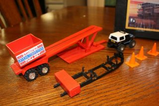 Schaper Stomper Jeep With Pulling Sled And Case Runs With Lights,  All Clips Good