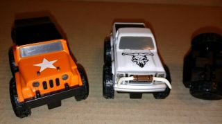 Redwood Ventures DEFIANTS 4x4 Battery Powered Truck - Stompers Style Car 7