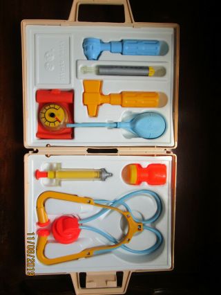 1977 Fisher Price Medical Kit Complete - Doctor/nurse Playset