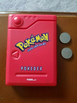 Rare Vintage 1998 Pokemon Pokedex Nintendo Tiger,  2 Extra Batteries