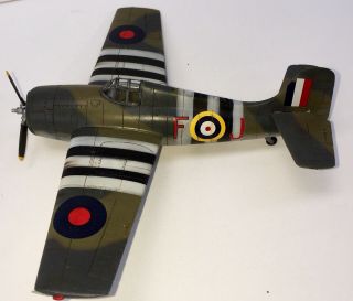 1/72 Professionally Built,  Painted,  Weathered Wwii Raf F4f Wildcat Plane