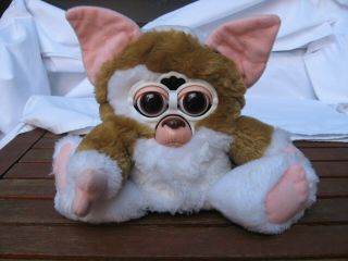 1999 Gremlins Gizmo Interactive Furby - With Tag
