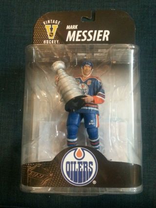 Mark Messier Edmonton Oilers Mcfarlane Vintage Nhl Legends 7 Figurine 7 " Tall