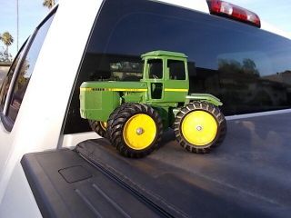Ertl John Deere 8630 4WD Farm Toy Tractor 1/16th 2