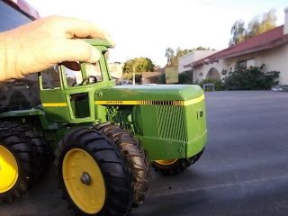 Ertl John Deere 8630 4WD Farm Toy Tractor 1/16th 6
