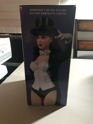 DC Direct Cover Girls Statue Zatanna LIMITED 1200 of 5000 4