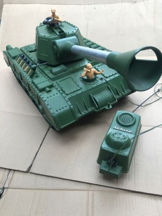 Vintage 60s Deluxe Reading Tiger Joe Army Tank Toy W/ Remote Control Shells Vtg