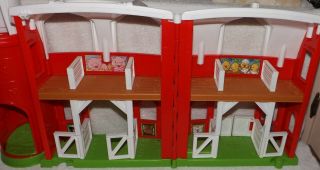 Fisher - Price Little People Farm House Barn with Silo 4