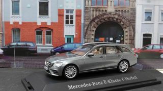 Mercedes - Benz S213 E - Class Wagon Estate Kyosho I - Scale Iscale 1:43 1/43