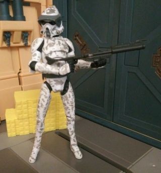 Star Wars Clone Wars Jungle Camo Arf Trooper Cw24 Figure