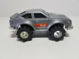 LJN Toys Rough Riders Stomper 4x4 silver/ grey car,  runs with lights 4
