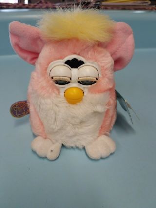 1999 Model 70 - 940 Furby Babies - With Hang Tag Pink