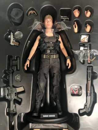 HOT TOYS 1/6 TERMINATOR 2 T2 JUDGMENT DAY MMS119 SARAH CONNOR MASTERPIECE FIGURE 4