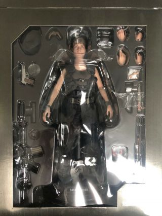 HOT TOYS 1/6 TERMINATOR 2 T2 JUDGMENT DAY MMS119 SARAH CONNOR MASTERPIECE FIGURE 5