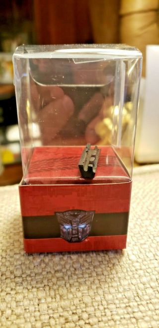 Transformers Sdcc 2016 Optimus Prime Exclusive Tire Piece Limited To 5000