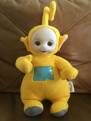 1998 Vintage Teletubbie Talking Laa Laa Plush Lala Yellow Doll