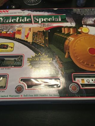 Bachmann Yuletide Special Complete And Ready To Run N Scale Electric Train Set -