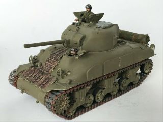 Ww2 Us M4 Sherman Tank,  1/35,  Built & Finished For Display,  Fine.  (h)
