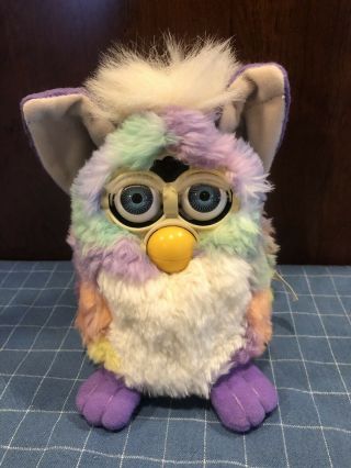Furby Rainbow W/tags 70 - 800