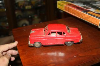Early 1950s Japan Tin Toy Battery Operated Car Sedan - Ford Chevy?