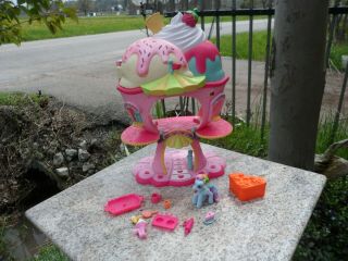 My Little Pony Ponyville Sweet Sundae Ice Cream Shop Play Set 2007 Hasbro Mlp