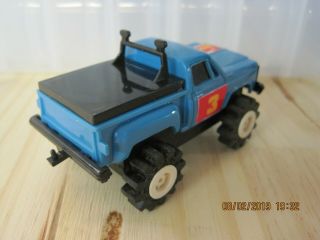 SCHAPER STOMPER 4x4 Chevy pickup truck - blue 2