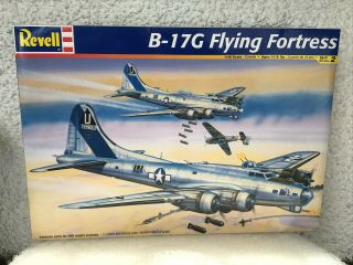 Revell 1/48 Boeing B - 17g Flying Fortress,  Contents.