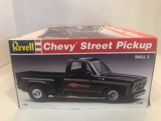 Revell 1:25 1977 Chevy Street Pickup Truck Kit. 2