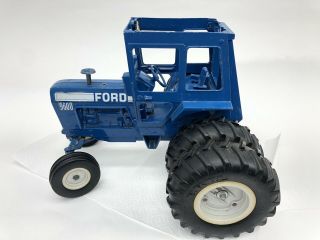 ERTL 1/12 Scale Diecast Ford 9600 Toy Farm Tractor Dual Wheels White Top Missing 2