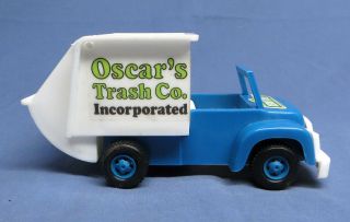 Knickerbocker Oscars Trash Truck Sesame Street People Neighborhood 1976 NIB 3