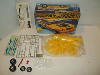 Mpc Pro Street Mustang Ii 1 - 0866 1/25 Scale Model Kit G33