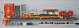 Tri - Ang & Hornby Oo/ho Gauge Station,  Track And Line Side Items