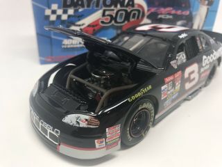 1/24 Action Dale Earnhardt 1998 Daytona 500 Win Goodwrench Monte Carlo 2