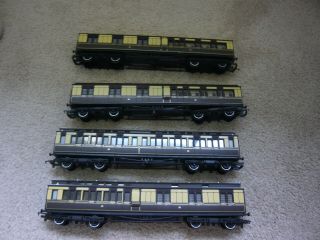 Hornby 00 Scale Gwr Clerestory Coach Set Of 4