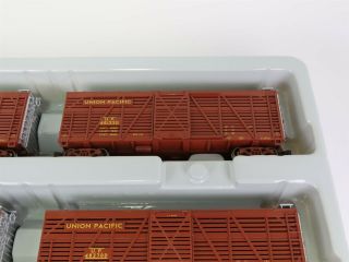HO Scale Athearn 73223 SET of 6 UP Union Pacific 40 ' Stock Cars RTR Model Trains 4