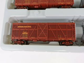 HO Scale Athearn 73223 SET of 6 UP Union Pacific 40 ' Stock Cars RTR Model Trains 5