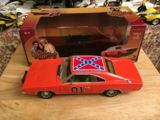 Johnny Lightning Dukes Of Hazzard General Lee In 1:18 Opening Hood Perfect