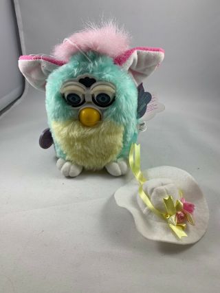 Special Limited Edition Springtime Furby Easter 2000,  Instructions,  Dic 3