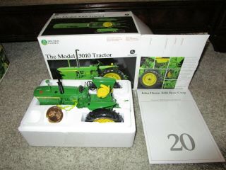 John Deere Farm Toy Tractor Precision Classics 20 Model 3010 Nib