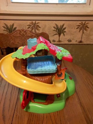 2000’s Hasbro Weebles Wobble Tree House Musical Play Set