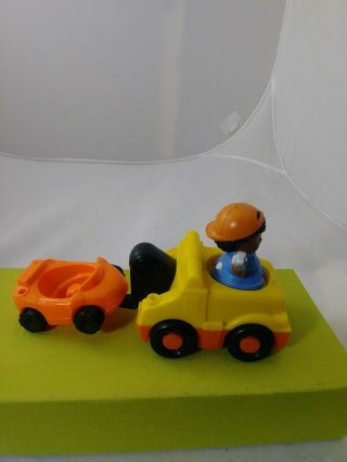 Fisher Price Little People Orange Tow Truck W/vehicle