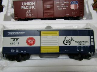 MTH 20 - 93613 UP,  20 - 93008 MP,  20 - 93588 SP 40 FT BOXCARS PRE OWNED O GA 3 RAIL 5