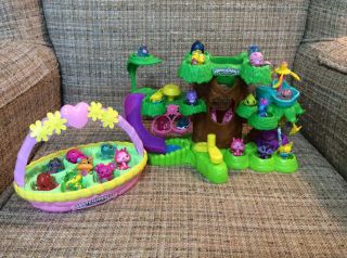 Hatchimals Hatchery Nursery Playset,  Colleggtibles Basket & 23 Hatchimals