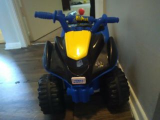 Power Wheels Batman Lil ' Quad 6 - Volt Ride On ATV Toy,  For 1 - 3 Years Age 2