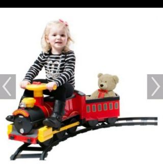 Rollplay Steam Train 6 - Volt Battery - Powered Small Child Ride - On Train / Caboose