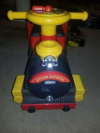 ROLLPLAY STEAM TRAIN 6 - VOLT BATTERY - POWERED SMALL CHILD RIDE - ON TRAIN / CABOOSE 2