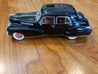 1941 Cadillac Fleetwood Series 60 Special Sedan Black Danbury Model Car1:24