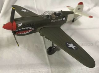 Newray 1/48 Scale Wwii Curtiss P - 40 Warhawk (w/ Nose Art) Animated Plane Model