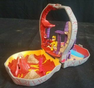 Primal Rage Sauron Vs.  Diablo 1997 Playmates Toys Mini Playset Complete