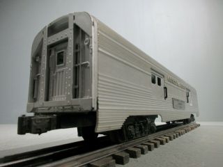 Lionel Lines Postwar 2530 Railway Express Agency Aluminum Baggage Car O - Gauge. 4